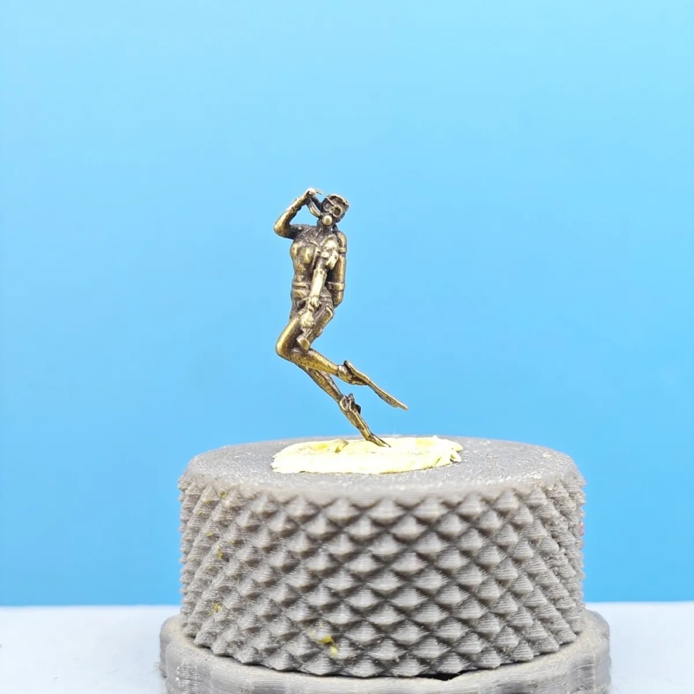 Vintage Brass Female Diver Min - Marine Aquarium Decorations recension och pris